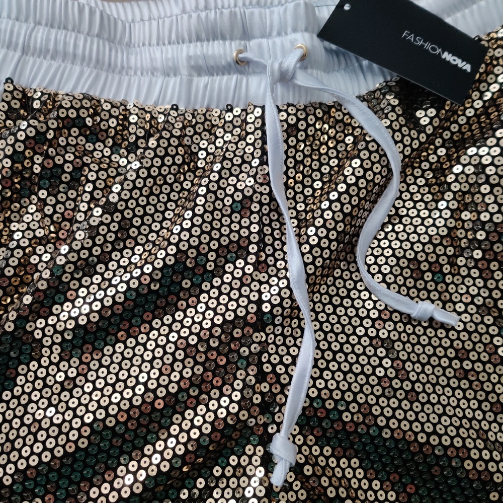 New Fashion Nova pants